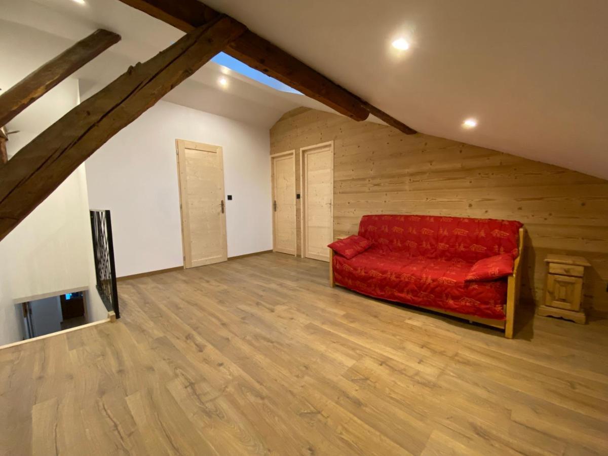 Appartement 75M2 Duplex Au Coeur Du Village De Queige Εξωτερικό φωτογραφία